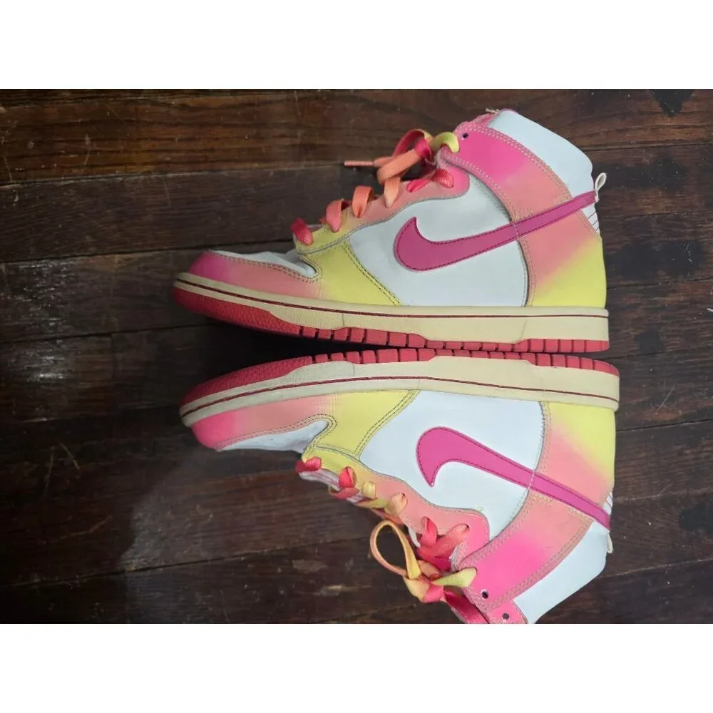 Nike Dunk High GS Rainbow Pink Yellow Sneaker6 Y